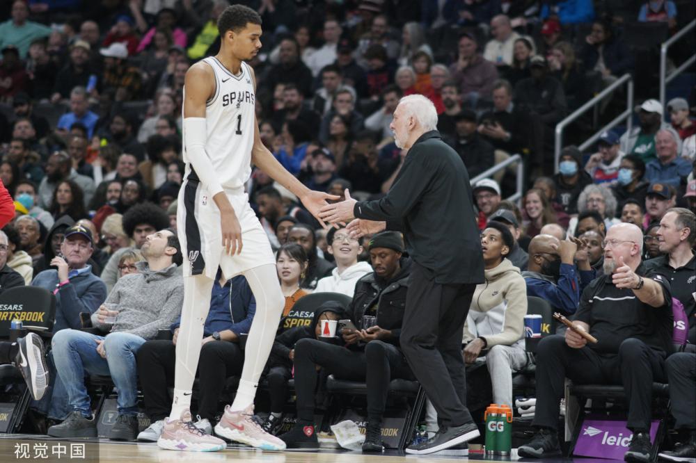 他们不仅拥 他们不仅拥